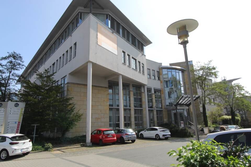 Außenansicht Hessenring 13a_Vorderhaus